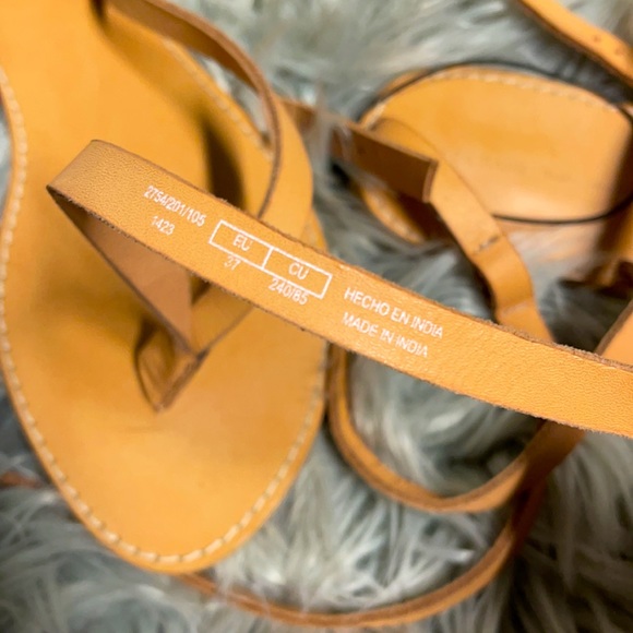 ✨2/20✨ NWOT ZARA Straps Sandals - Picture 7 of 7